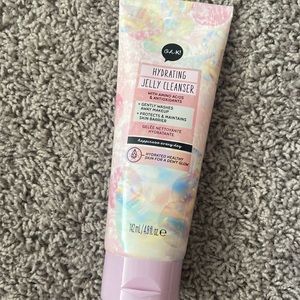 Oh k hydrating jelly cleanser